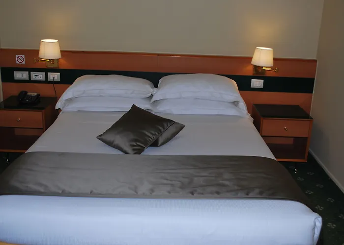 Otel Bv Oly 4*